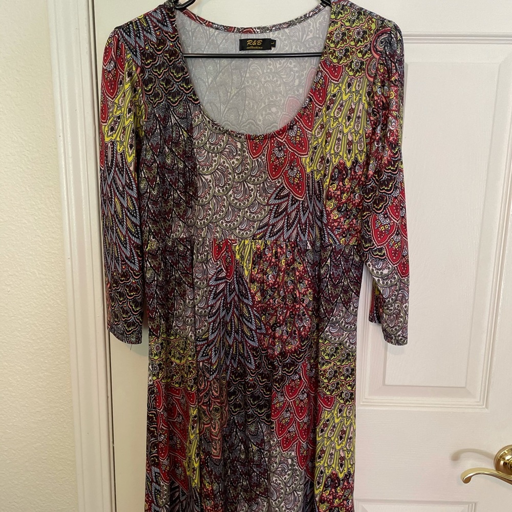 scoop neck print dress
